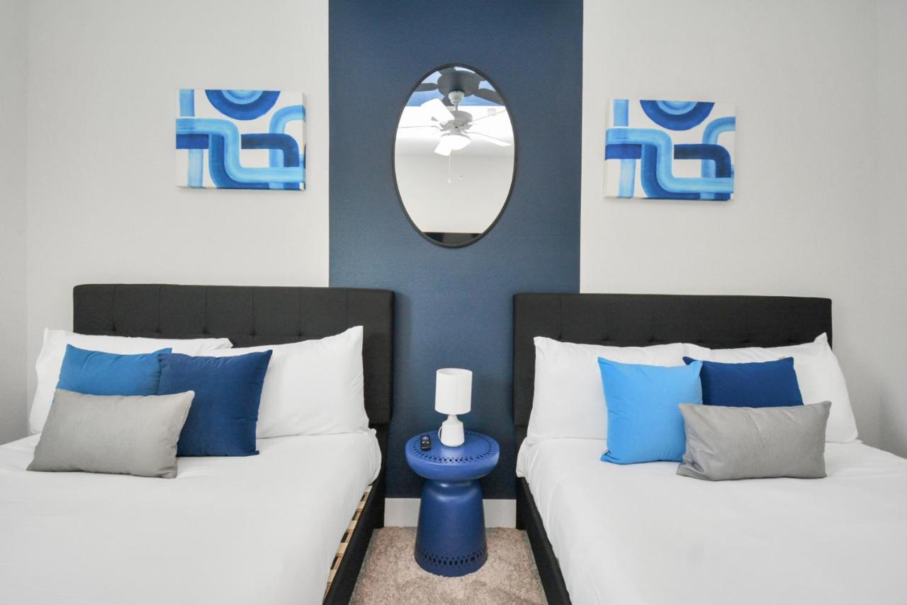 Casa Azure - New Modern 3 Bedroom Med Center, Nrg, Uh Casa de Férias Houston